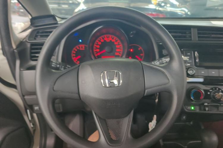 Used Honda Fit 2018 1.5L CVT Comfort Sunroof Version Steering Wheel