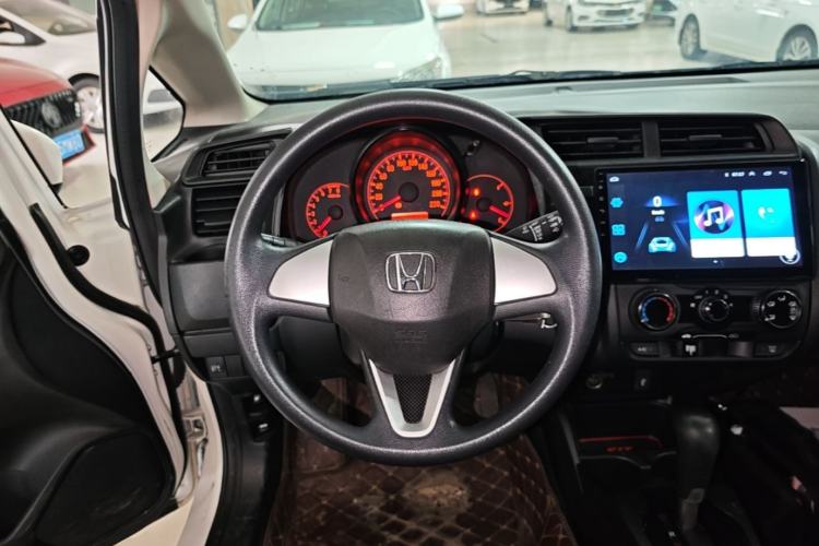 Used Honda Fit 2018 1.5L CVT Comfort Sunroof Version Steering Wheel