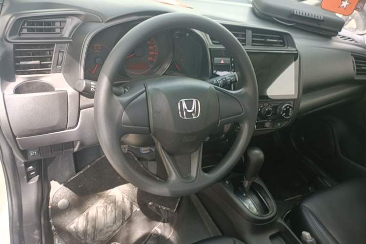 Used Honda Fit 2018 1.5L CVT Comfort Sunroof Version Steering Wheel