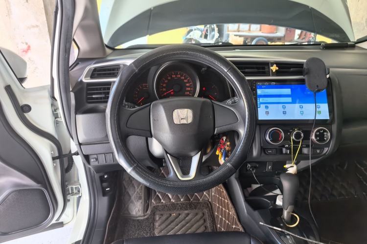 Used Honda Fit 2018 1.5L CVT Comfort Sunroof Version Steering Wheel