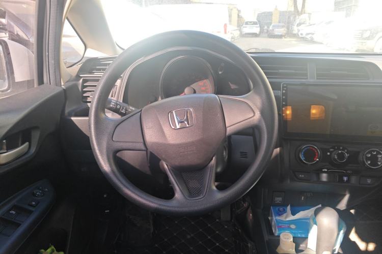 Used Honda Fit 2018 1.5L CVT Comfort Sunroof Version Steering Wheel