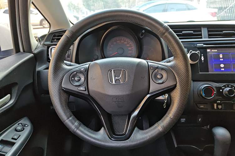 Used Honda Fit 2018 1.5L CVT Comfort Sunroof Version Steering Wheel