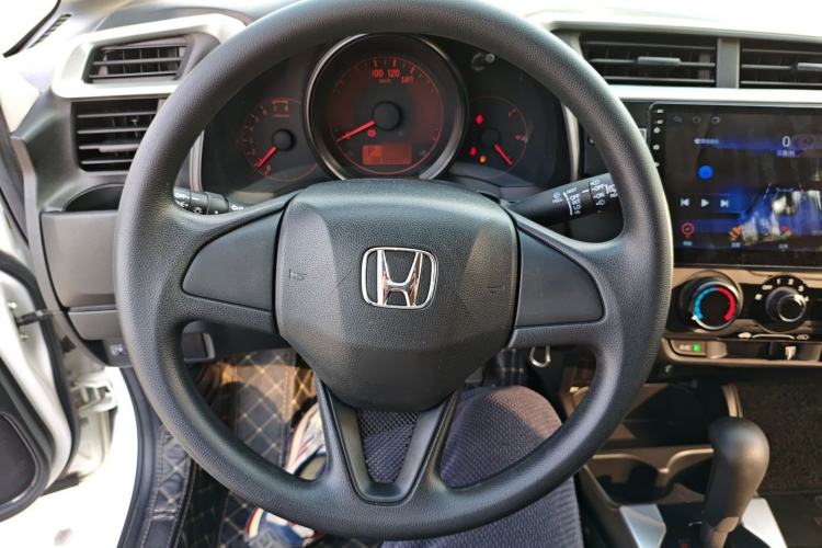 Used Honda Fit 2018 1.5L CVT Comfort Sunroof Version Steering Wheel