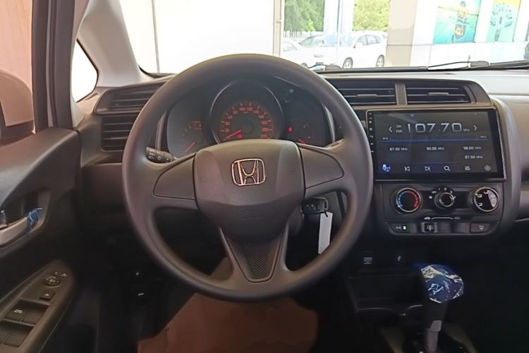 Used Honda Fit 2018 1.5L CVT Comfort Sunroof Version Steering Wheel