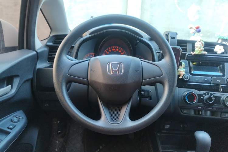 Used Honda Fit 2018 1.5L CVT Comfort Sunroof Version Steering Wheel