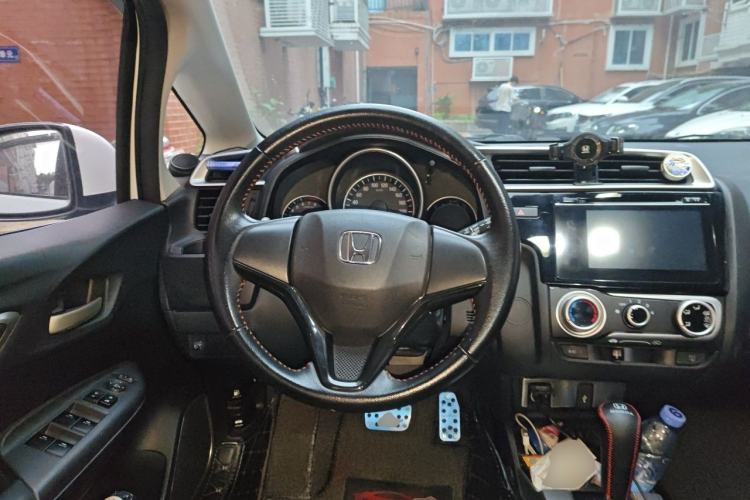Used Honda Fit 2018 1.5L CVT Trendy Run+ Edition Steering Wheel