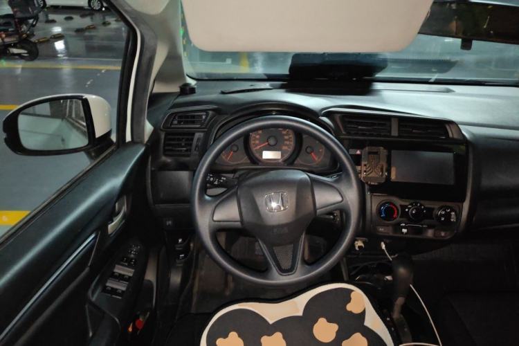 Used Honda Fit 2018 1.5L CVT Comfort Sunroof Version Steering Wheel
