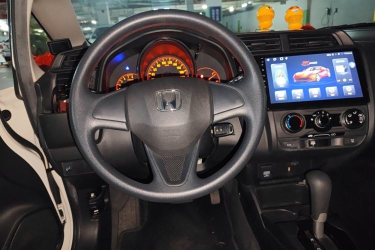 Used Honda Fit 2018 1.5L CVT Comfort Sunroof Version Steering Wheel