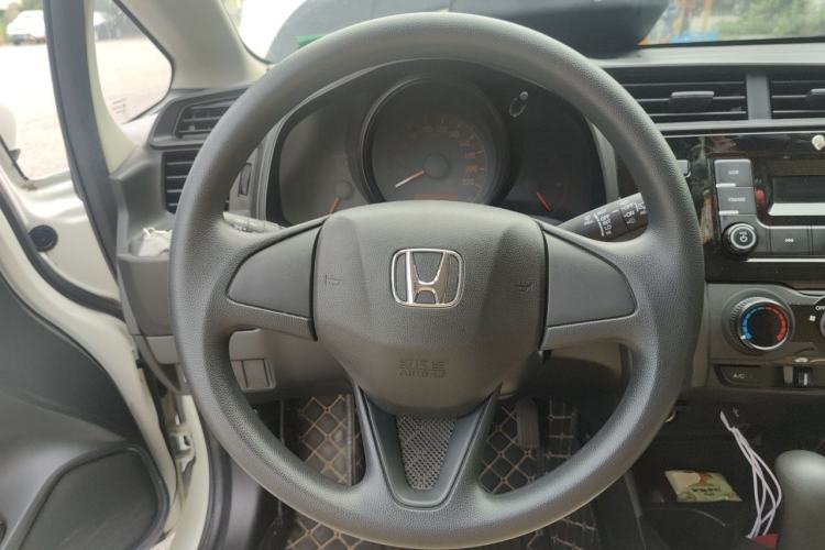 Used Honda Fit 2018 1.5L CVT Comfort Sunroof Version Steering Wheel