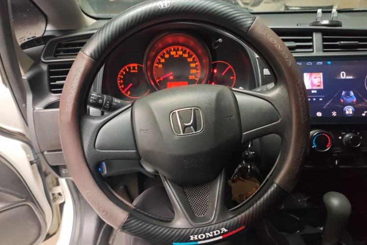 Used Honda Fit 2018 1.5L CVT Comfort Sunroof Version Steering Wheel
