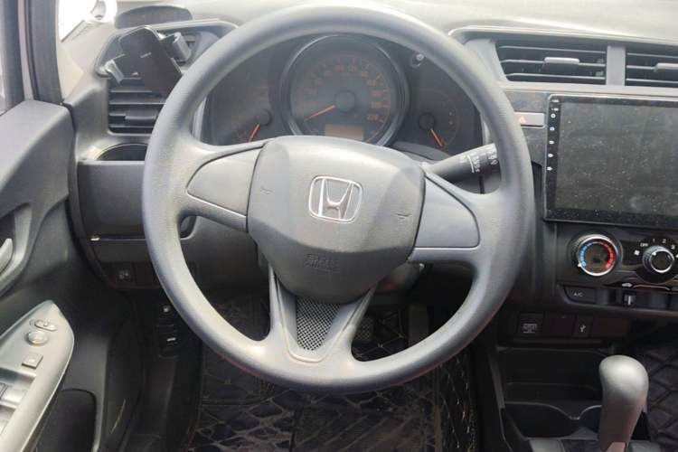 Used Honda Fit 2018 1.5L CVT Comfort Sunroof Version Steering Wheel