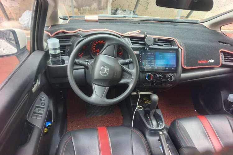 Used Honda Fit 2018 1.5L CVT Comfort Sunroof Version Steering Wheel