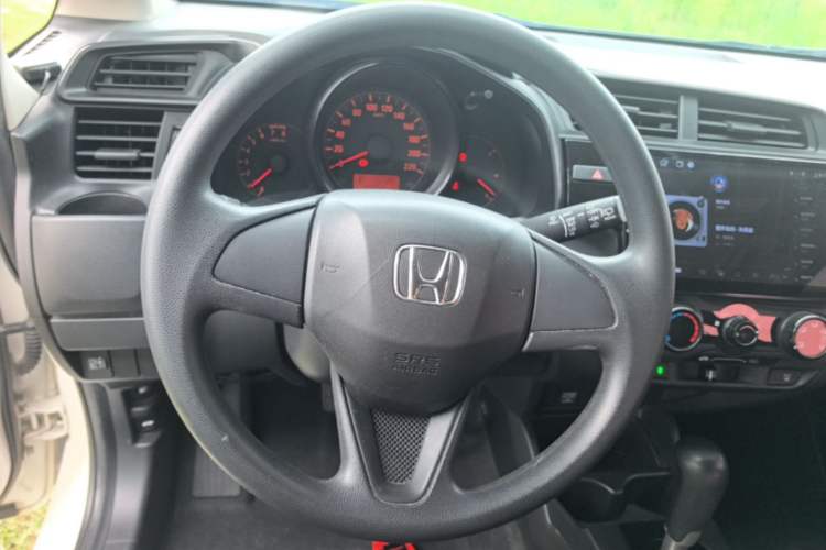 Used Honda Fit 2018 1.5L CVT Comfort Version Steering Wheel