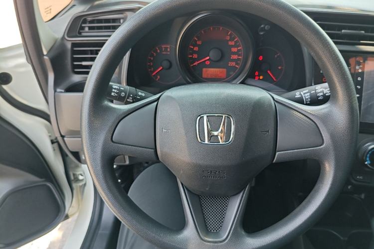 Used Honda Fit 2018 1.5L CVT Comfort Sunroof Version Steering Wheel