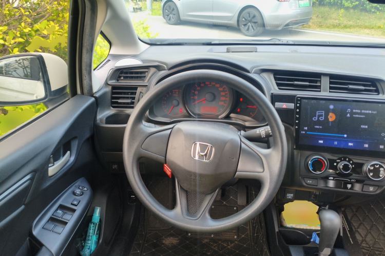 Used Honda Fit 2018 1.5L CVT Comfort Sunroof Version Steering Wheel