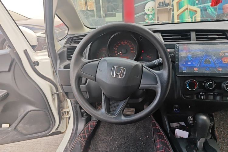 Used Honda Fit 2018 1.5L CVT Comfort Sunroof Version Steering Wheel
