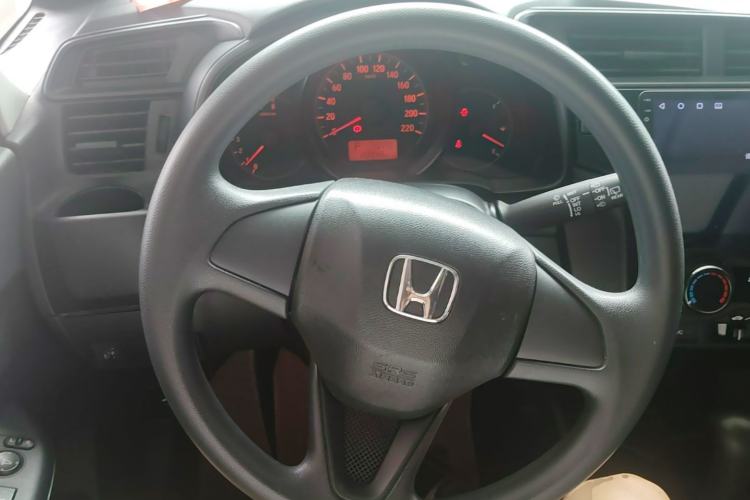Used Honda Fit 2018 1.5L CVT Comfort Sunroof Version Steering Wheel
