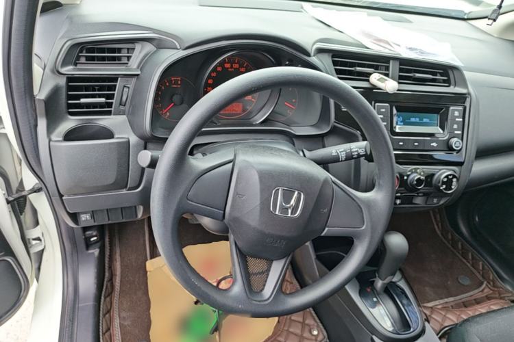 Used Honda Fit 2018 1.5L CVT Comfort Sunroof Version Steering Wheel