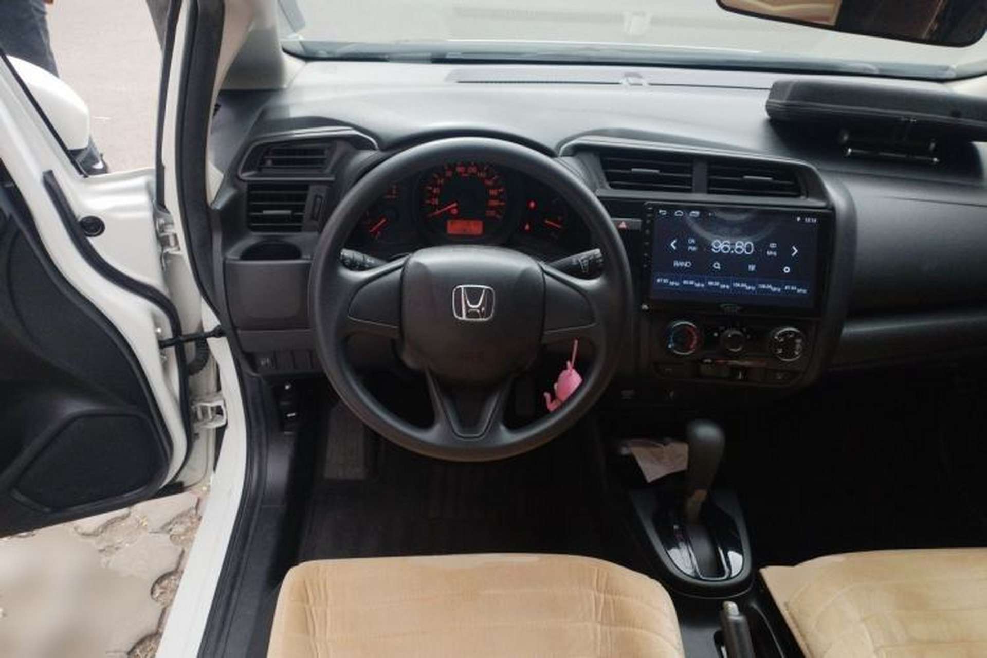 Used Honda Fit 2018 1.5L CVT Comfort Version Steering Wheel