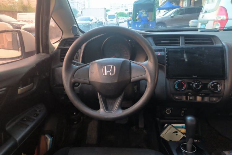 Used Honda Fit 2018 1.5L CVT Comfort Sunroof Version Steering Wheel