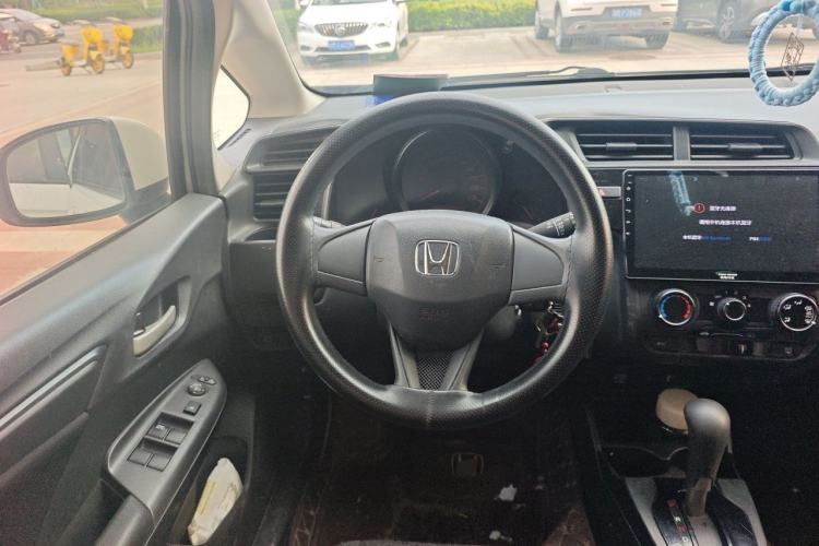 Used Honda Fit 2018 1.5L CVT Comfort Sunroof Version Steering Wheel