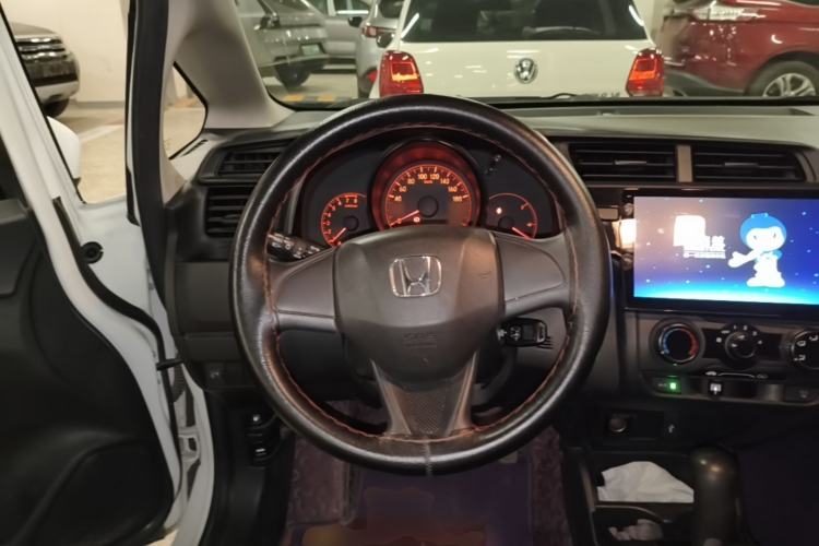 Used Honda Fit 2018 1.5L CVT Comfort Sunroof Version Steering Wheel