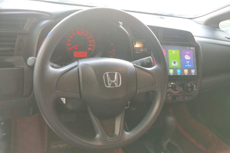 Used Honda Fit 2018 1.5L CVT Comfort Sunroof Version Steering Wheel
