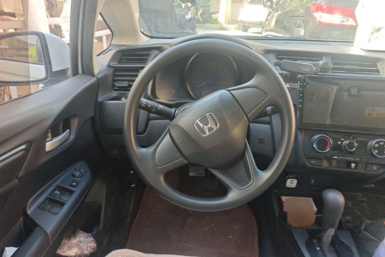 Used Honda Fit 2018 1.5L CVT Comfort Sunroof Version Steering Wheel