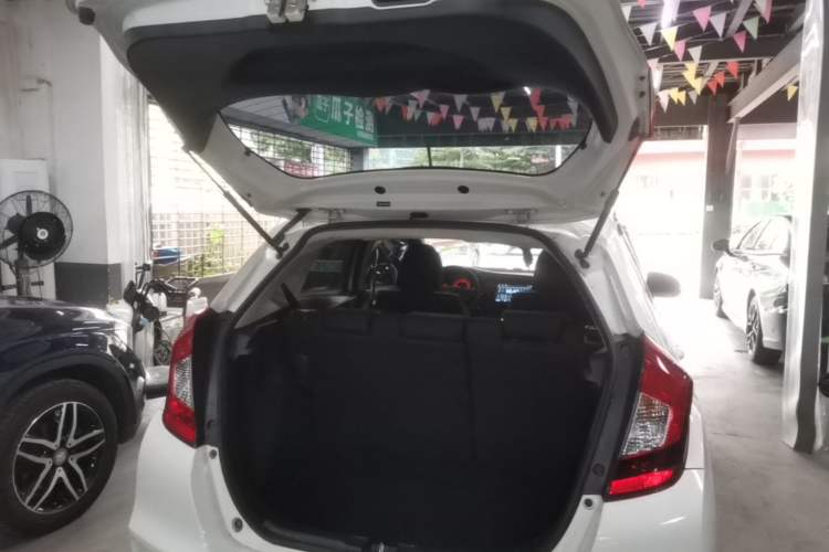 Used Honda Fit 2018 1.5L CVT Comfort Sunroof Version Trunk