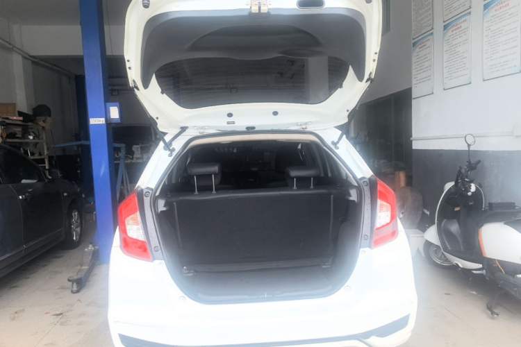 Used Honda Fit 2018 1.5L CVT Comfort Sunroof Version Trunk