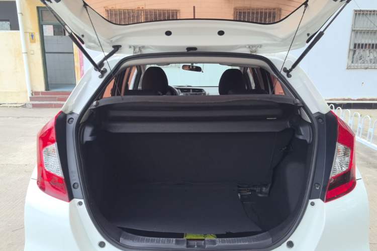 Used Honda Fit 2018 1.5L CVT Comfort Version Trunk