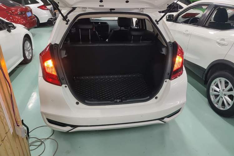 Used Honda Fit 2018 1.5L CVT Comfort Sunroof Version Trunk