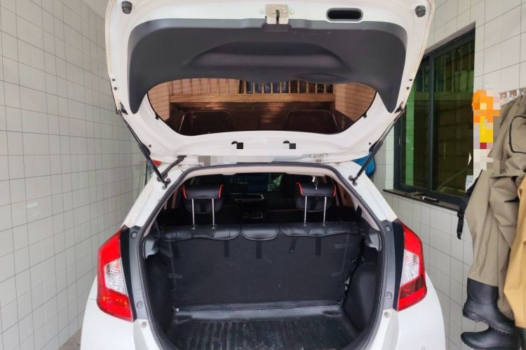 Used Honda Fit 2018 1.5L CVT Trendy Sports Edition Trunk