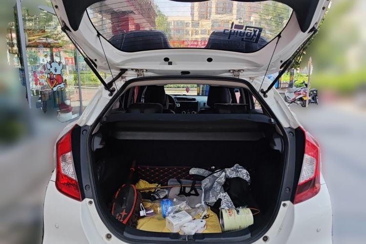 Used Honda Fit 2018 1.5L CVT Trendy Run+ Edition Trunk