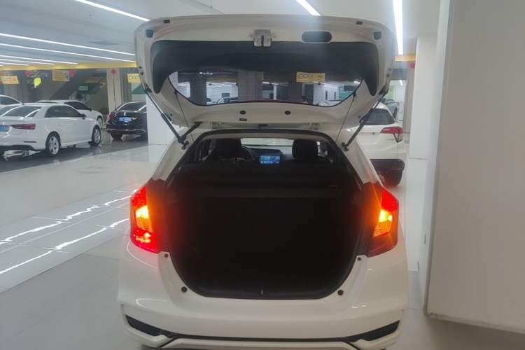 Used Honda Fit 2018 1.5L CVT Comfort Sunroof Version Trunk
