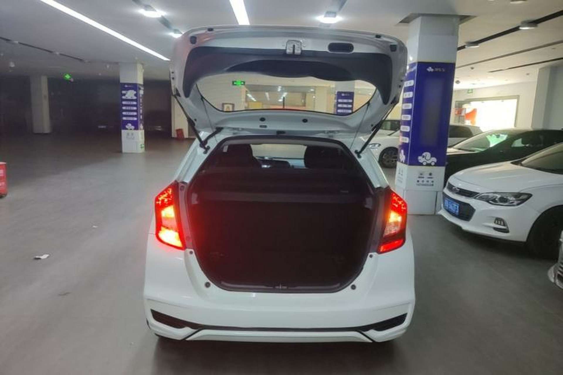 Used Honda Fit 2018 1.5L CVT Comfort Sunroof Version Trunk