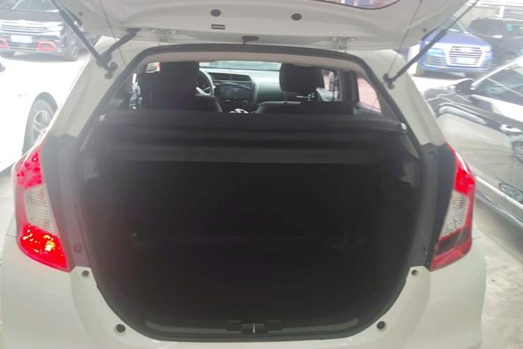 Used Honda Fit 2018 1.5L CVT Comfort Sunroof Version Trunk