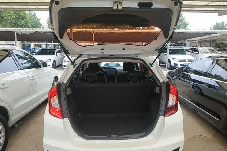 Used Honda Fit 2018 1.5L CVT Comfort Version Trunk