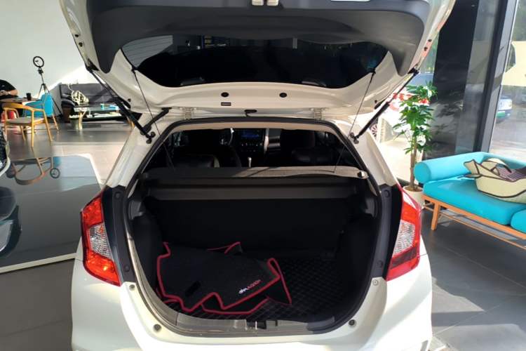 Used Honda Fit 2018 1.5L CVT Comfort Sunroof Version Trunk