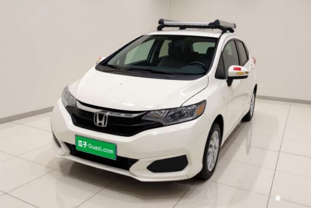 Ojetý Honda Fit 2018 1.5L CVT Comfort Sunroof Version