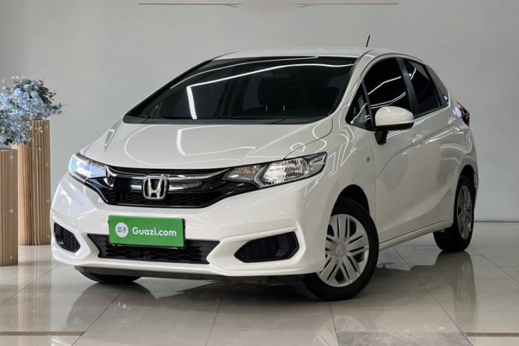 Used Honda Fit 2018 1.5L CVT Comfort Version Guazi used car, China used car export, Used car for sale, Used  cars, Cheapest cars for sale