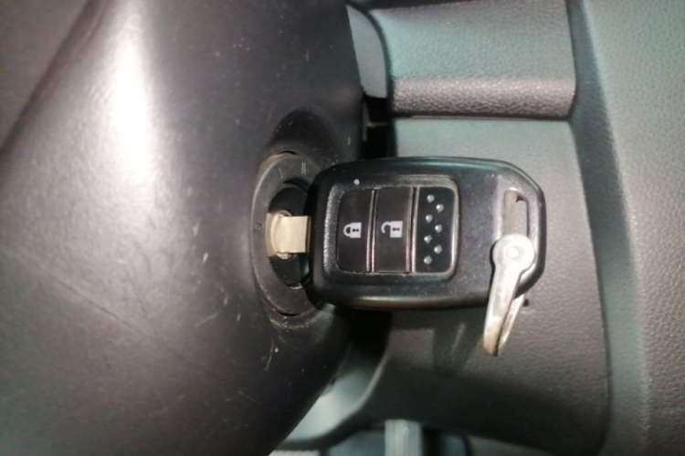 Used Honda Fit 2018 1.5L CVT Comfort Sunroof Version Vehicle Key