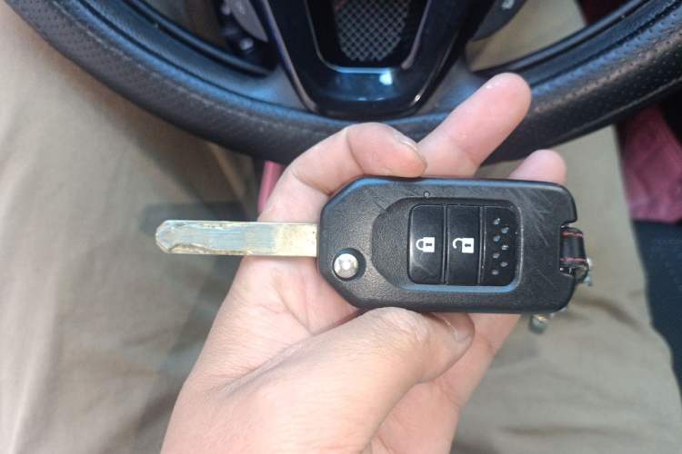 Used Honda Fit 2018 1.5L CVT Comfort Sunroof Version Vehicle Key
