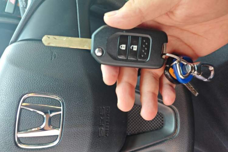 Used Honda Fit 2018 1.5L CVT Comfort Sunroof Version Vehicle Key