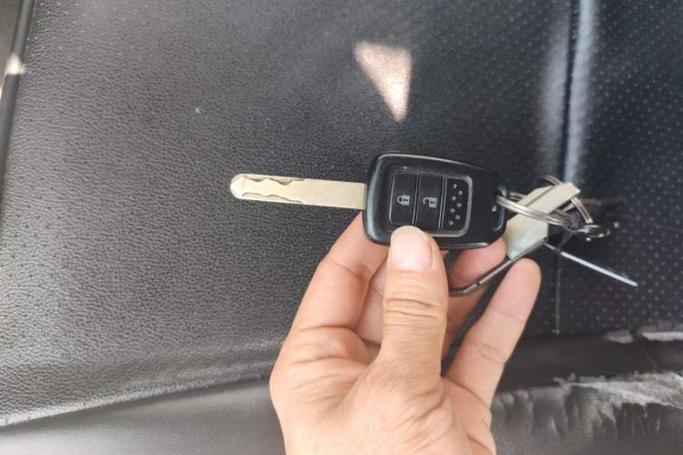 Used Honda Fit 2018 1.5L CVT Comfort Sunroof Version Vehicle Key