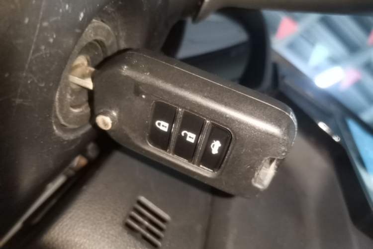 Used Honda Fit 2018 1.5L CVT Comfort Sunroof Version Vehicle Key