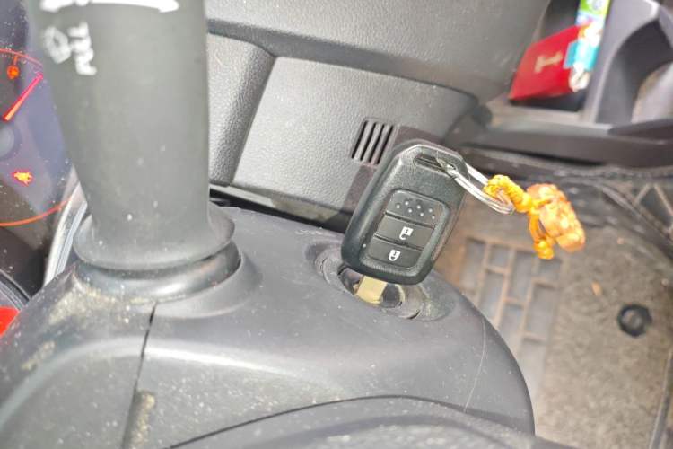 Used Honda Fit 2018 1.5L CVT Comfort Sunroof Version Vehicle Key