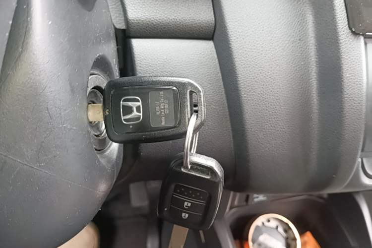 Used Honda Fit 2018 1.5L CVT Comfort Sunroof Version Vehicle Key