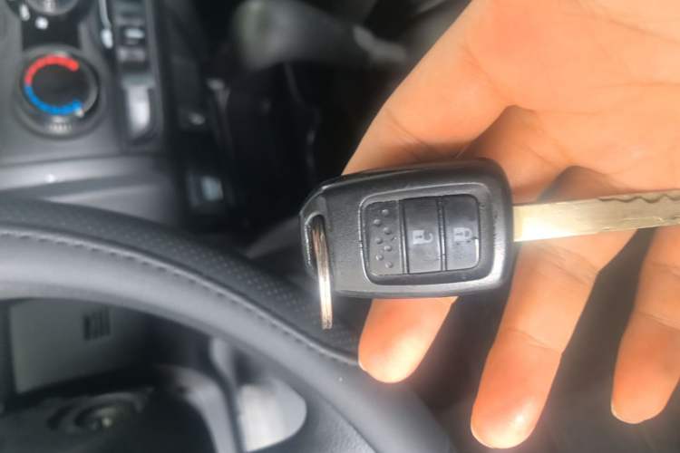 Used Honda Fit 2018 1.5L CVT Comfort Sunroof Version Vehicle Key