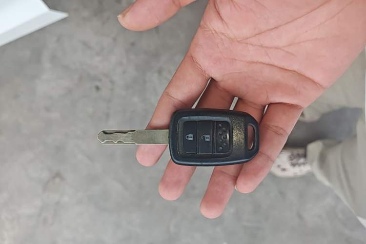 Used Honda Fit 2018 1.5L CVT Comfort Version Vehicle Key